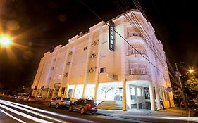 Francisco Beltrão Palace Hotel